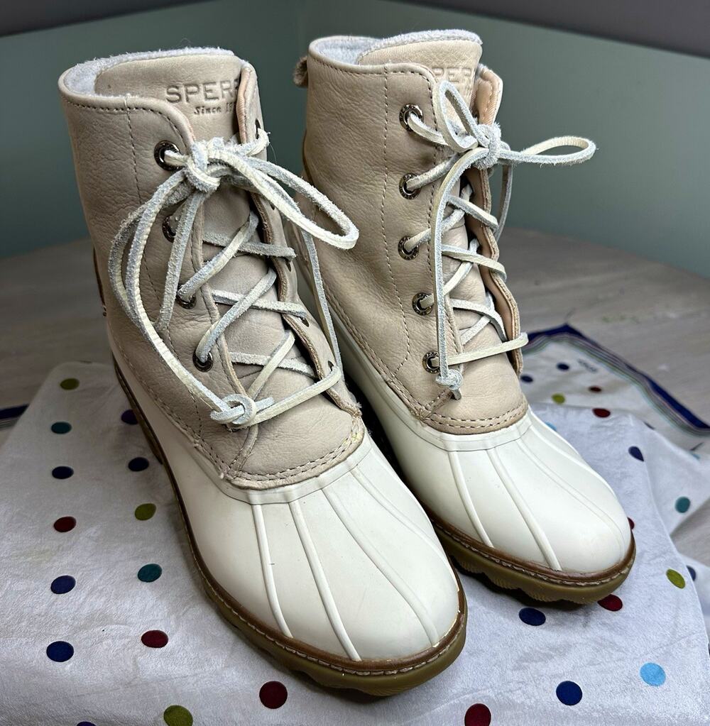 Sperry Saltwater Women's Beige White Lace-Up Fleece Lined Duck Ankle Boot 6.5